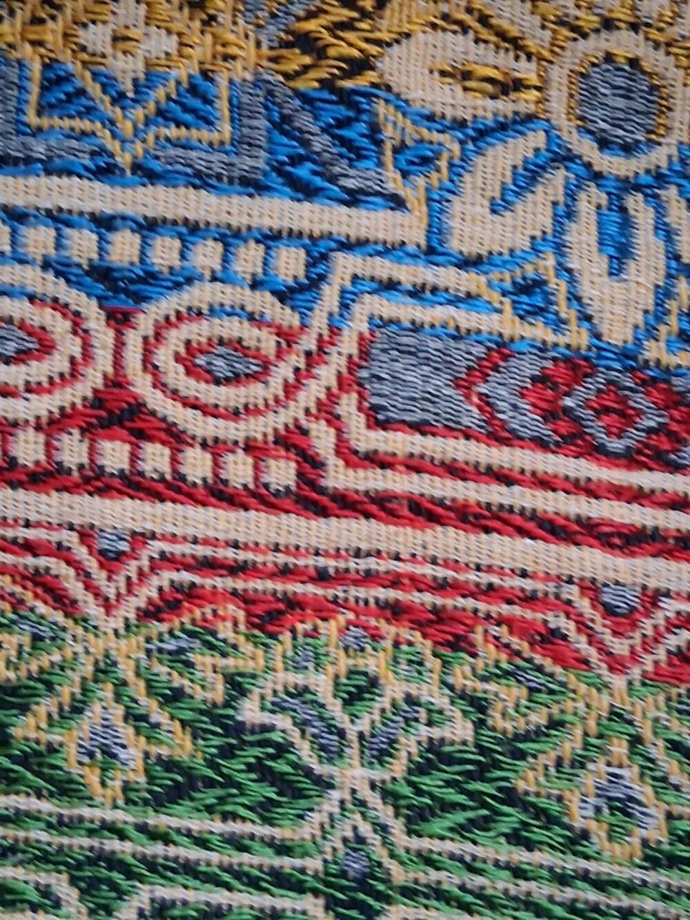 ✨Mid‑Century Italian Jacquard Bedspread 🌿 Horsemen Tapestry Luxe 94x78 - Picture 8 of 11